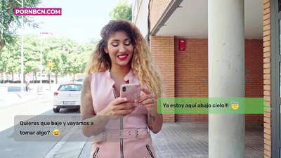 Невярната съпруга се кани да чука младия си любовник, докато съпругът ѝ работи. Латиноамериканка с цици и голямо дупе. Венера Афродита.